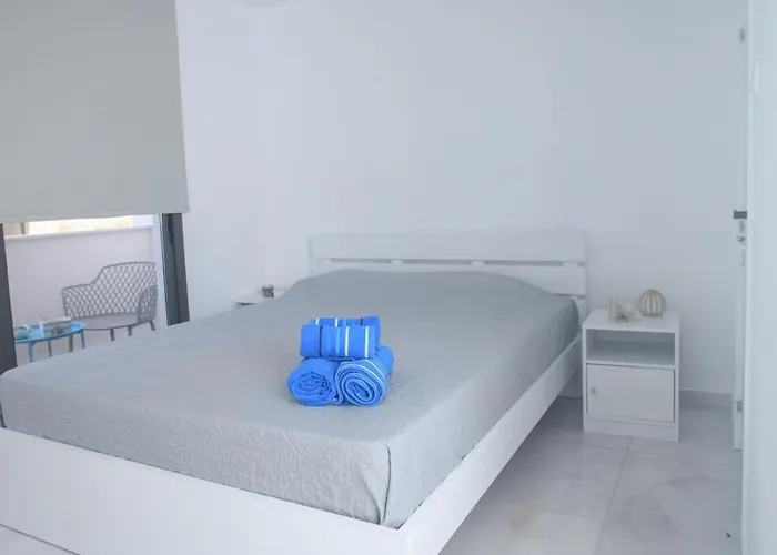 Elegant Penthouse In Centre